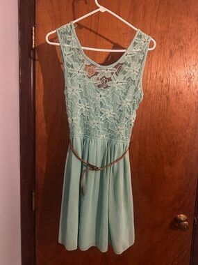 Rue21 Mint Lightweight Sleeveless Top